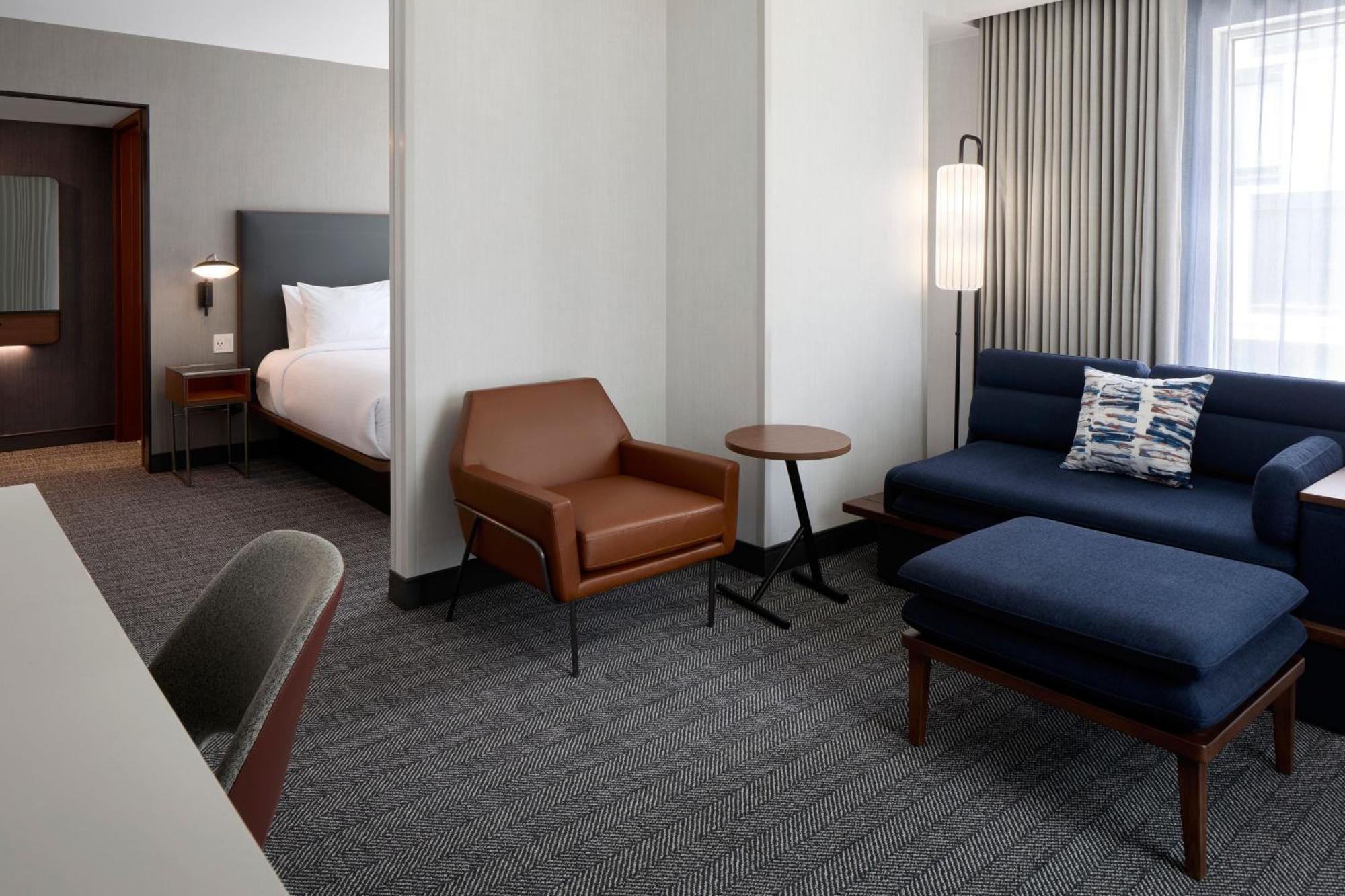 Hotel Courtyard By Marriott Montreal Laval Exterior foto