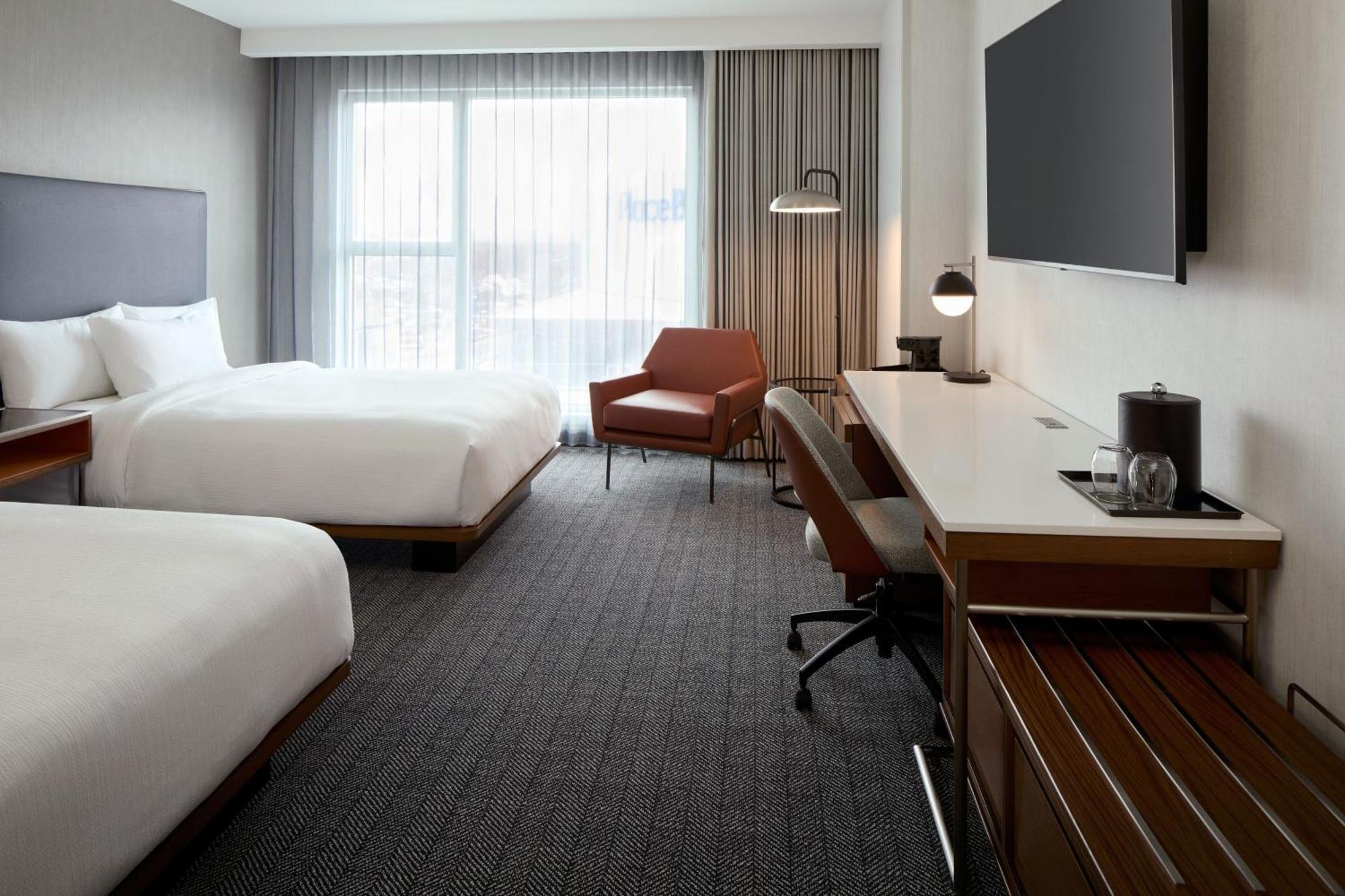 Hotel Courtyard By Marriott Montreal Laval Exterior foto