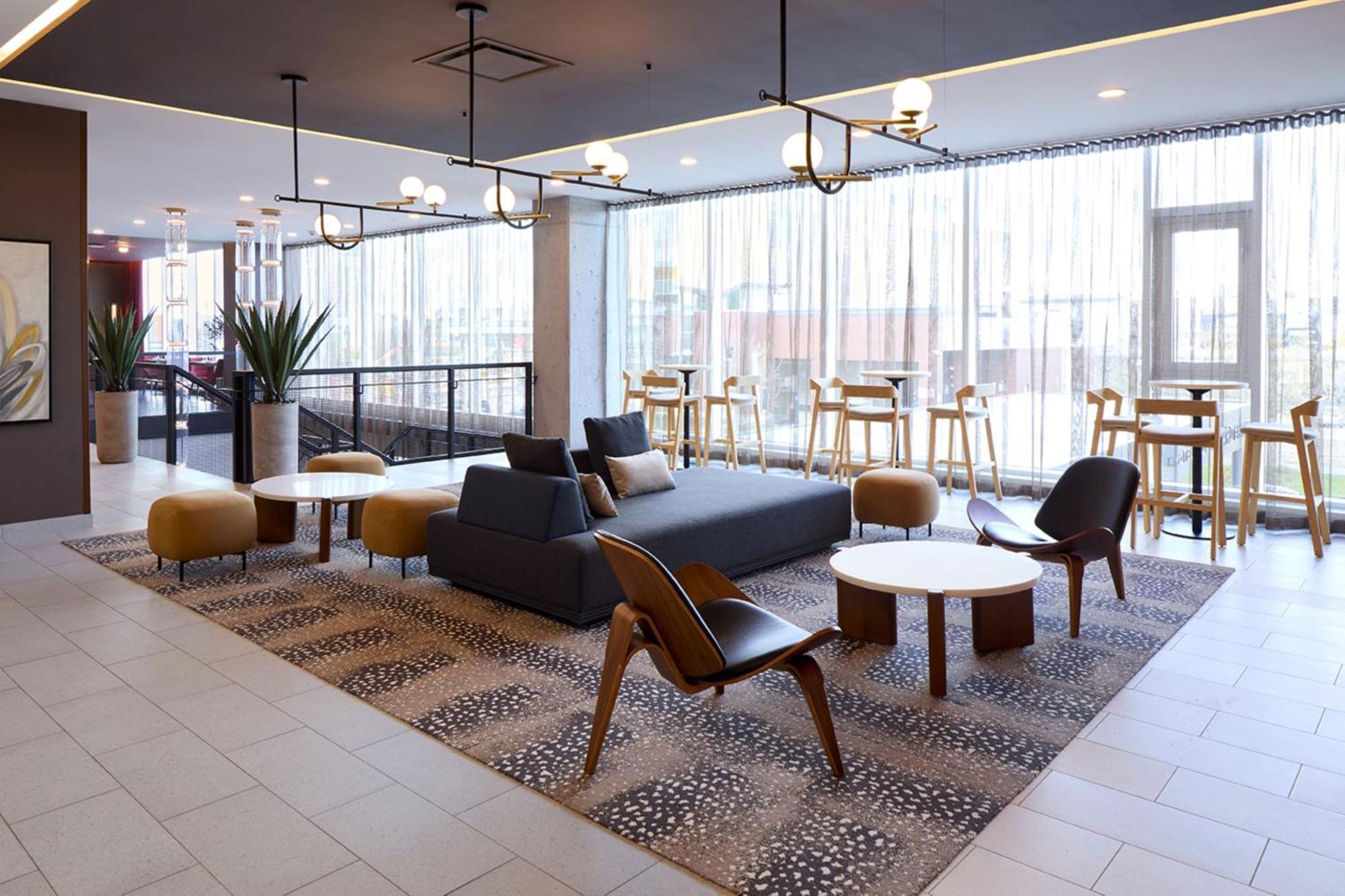 Hotel Courtyard By Marriott Montreal Laval Exterior foto