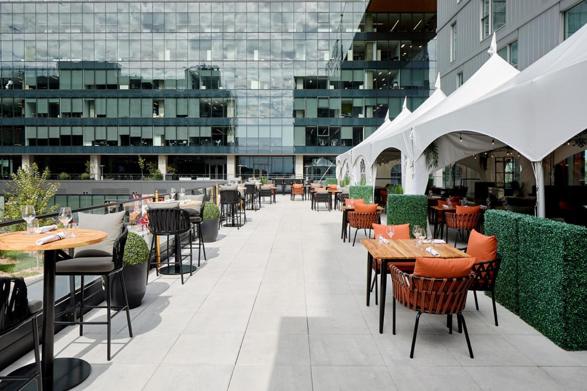 Hotel Courtyard By Marriott Montreal Laval Exterior foto